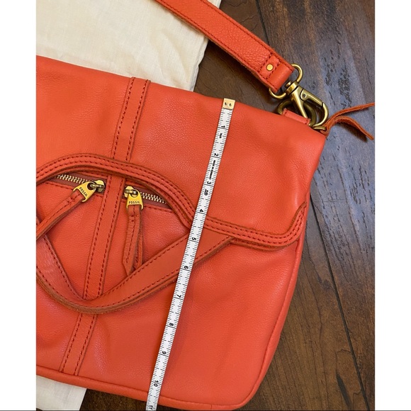 Fossil Erin Foldover Leather Tote in Coral - Picture 4 of 10